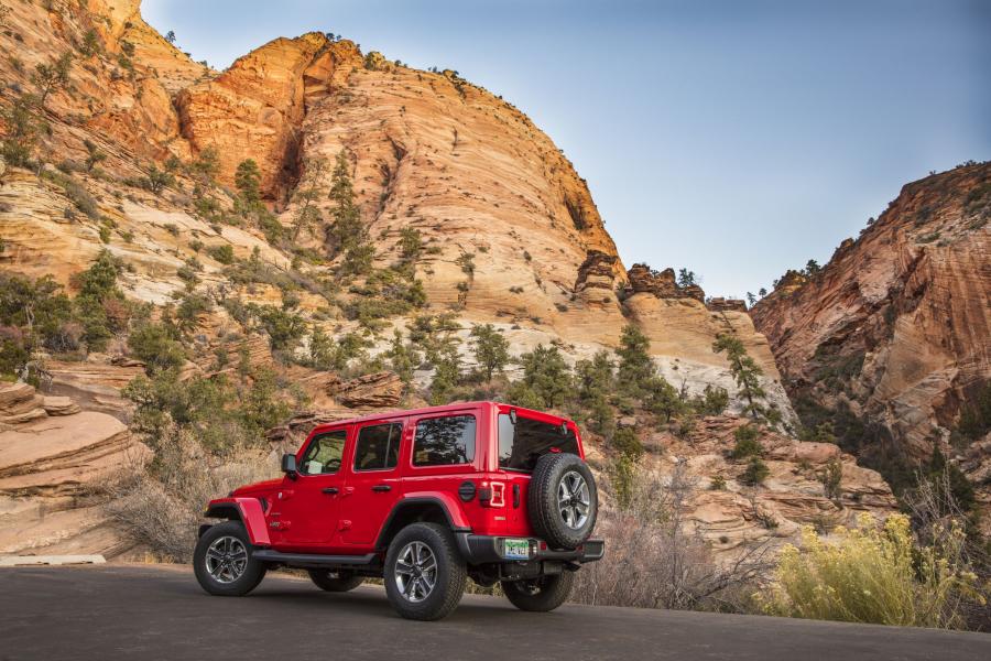  Jeep Wrangler Unlimited Sahara EcoDiesel (JL) 2019 года  (NA) (фото 12 из 39)